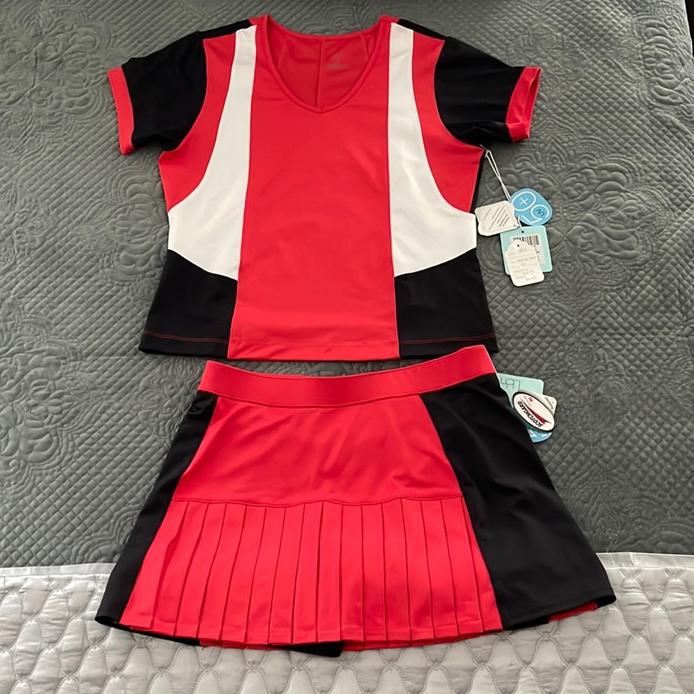 Nwt tennis red black and white set pleated skort and top by LBH.